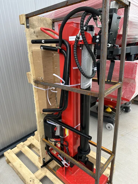 Despicator lemne 12T 220V, crapator spargator bustean 5