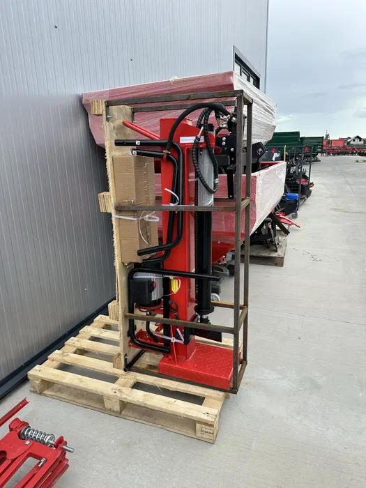 Despicator lemne 12T 220V, crapator spargator bustean