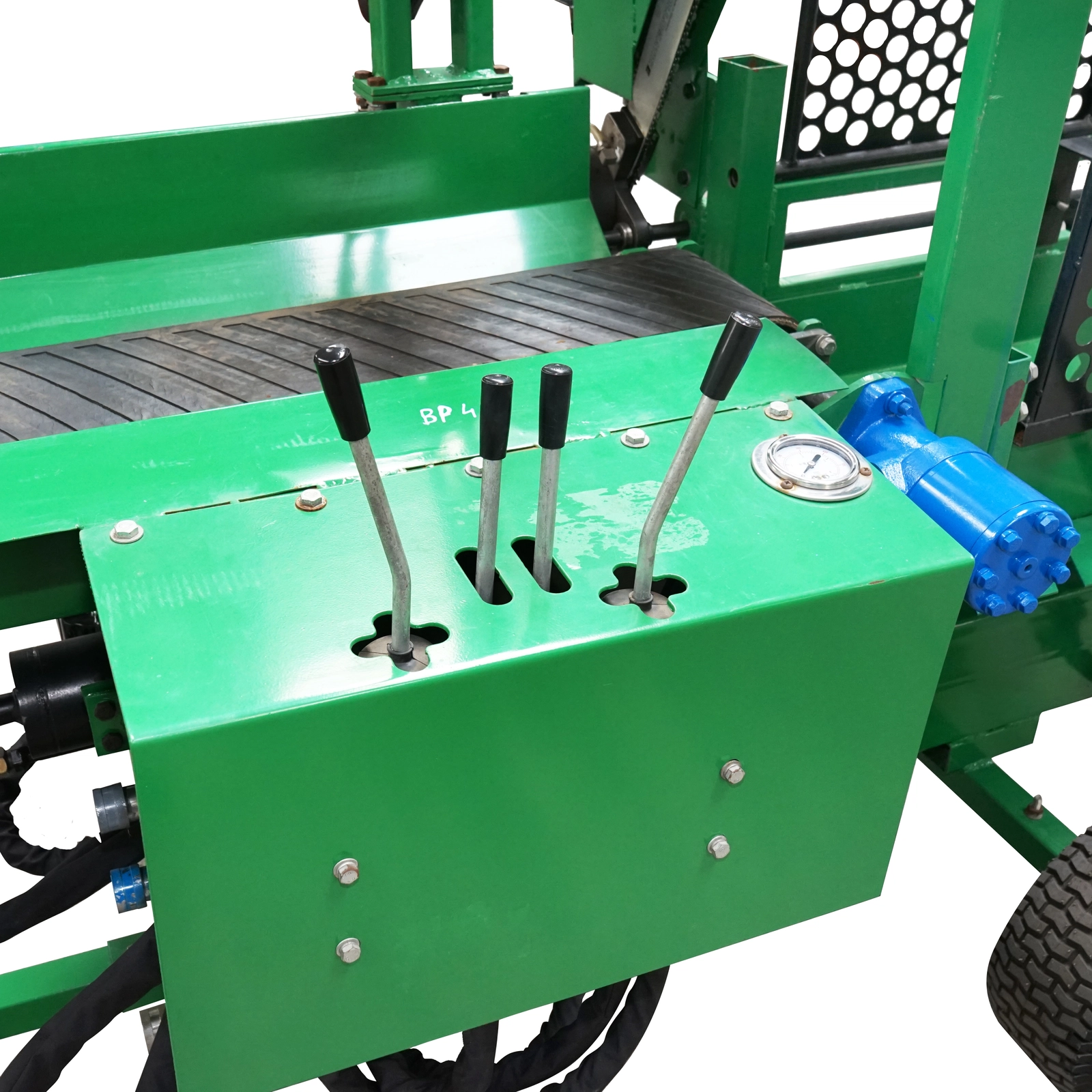 Despicator lemne 16T cu motor pe benzina, banda rulanta si conveier 7