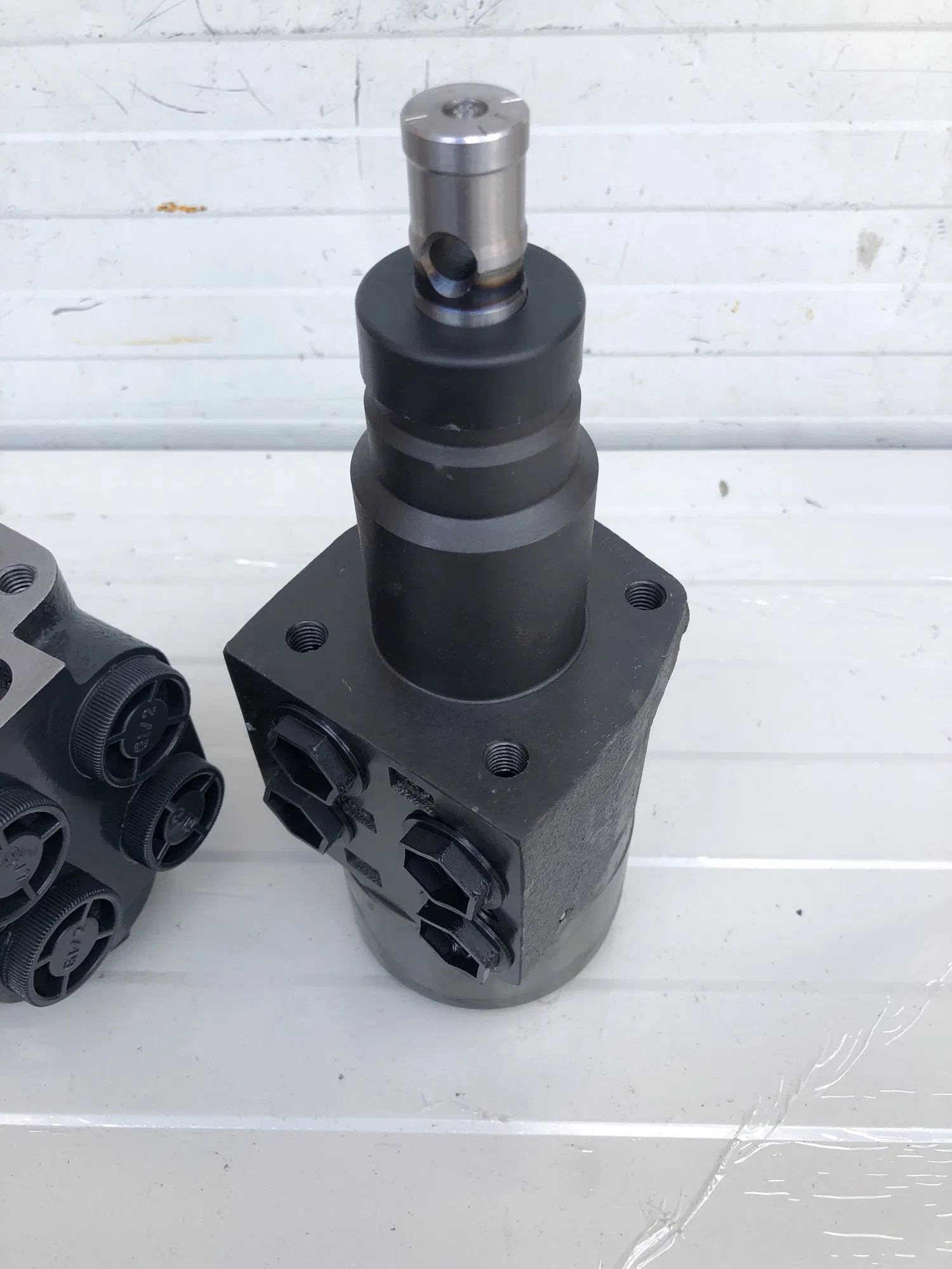 Pompa servodirectie stivuitor, tractor, taf, vola 1